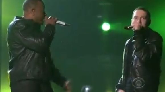 Grammy Awards : Eminem accompagne Dr Dre pour sa première prestation télé en 10 ans