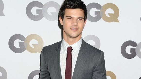 Taylor Lautner et Michael Bay font équipe