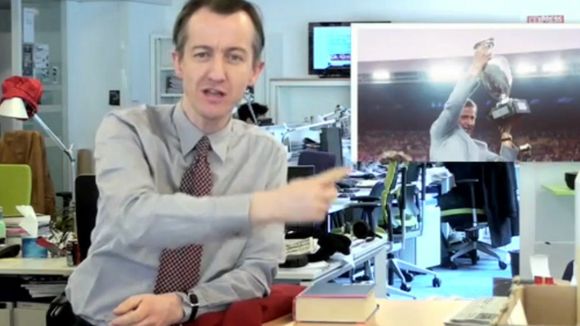 Vidéobuzz : Christophe Barbier se prend pour Thierry Ardisson