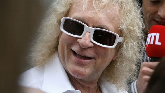 Michel Polnareff annonce sur Facebook ne pas être le père de son fils