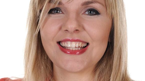 Cécile Couderc (X-Factor) : "Si les gens préfèrent écouter du Bénabar, c'est leur choix"