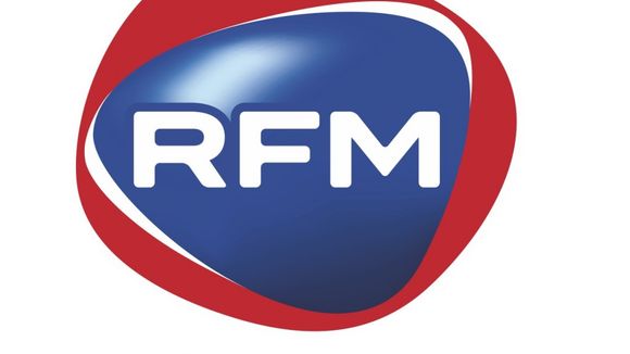 RFM se trompe de fréquence sur ses propres affiches