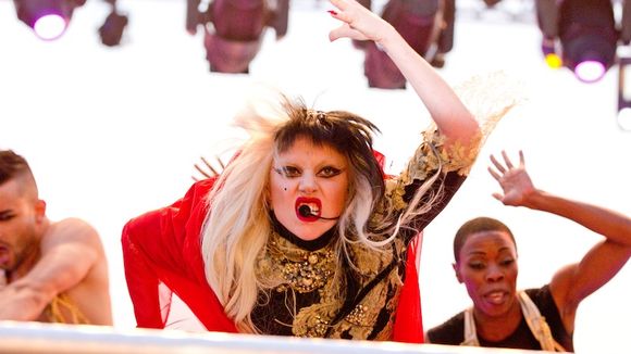 Les pires looks de Lady Gaga