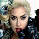 Lady Gaga dans le clip de "Telephone"
