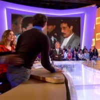 Incident en direct sur le plateau du Grand Journal