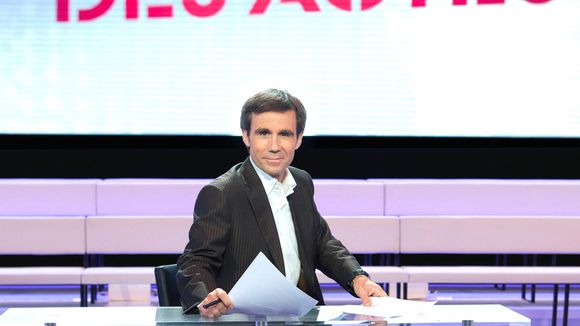 David Pujadas : "Marine Le Pen doit être traitée comme tous les autres invités"