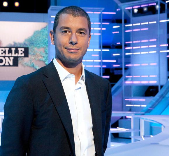 Ali Baddou présente "La nouvelle édition" sur Canal+