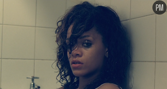 Rihanna dans le clip "We Found Love"