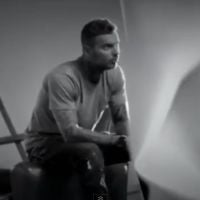 Clip : M. Pokora vieillit "En attendant la fin"