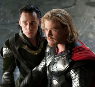 Tom Hiddleston et Chris Hemsworth dans 'Thor'