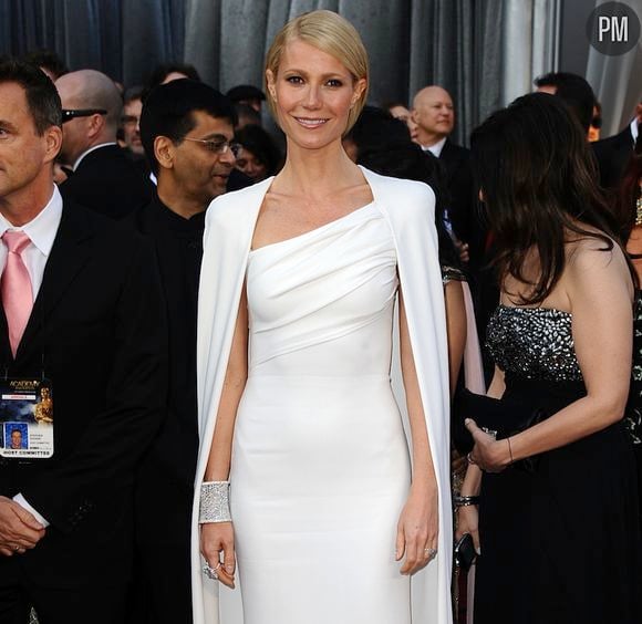 Gwyneth Paltrow sur le tapis rouge des Oscars 2012