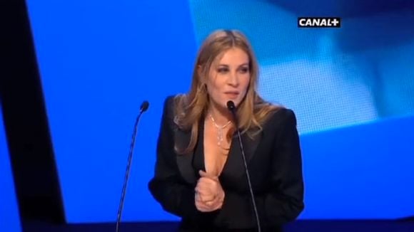 Mathilde Seigner s'excuse pour son comportement lors des César 2012