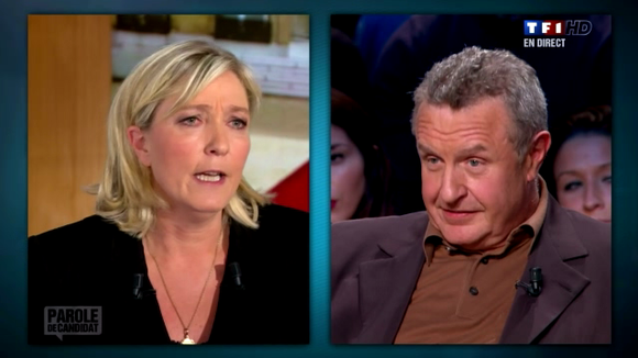 Marine Le Pen face à Michel Field sur TF1, le 5 mars 2012 dans "Parole de candidat".