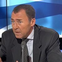 Un député UMP dérape sur Fadela Amara, Valérie Trierweiler, Eva Joly, Nathalie Arthaud...