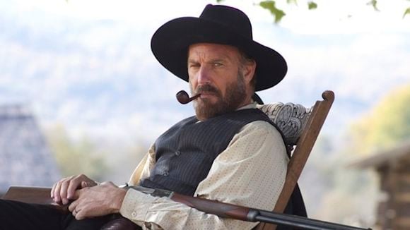 Audiences US : incroyable score pour la mini-série de Kevin Costner