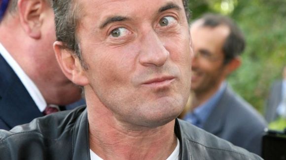 Christophe Dechavanne victime d'un grave accident de moto