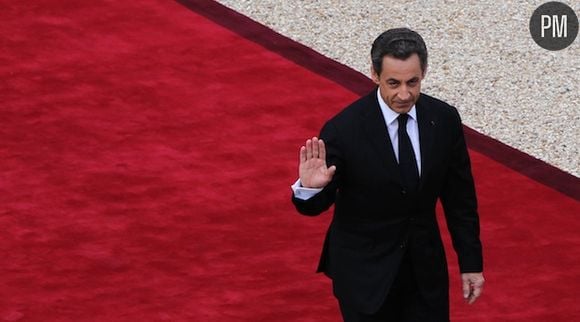 Nicolas Sarkozy doit-il faire le bilan de son quinquennat à la télévision ?