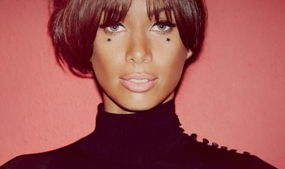 Leona Lewis sur la pochette de l'album "Glassheart"