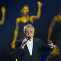 Michel Sardou réagit aux propos de Johnny Hallyday : "Ses mémoires ? Je m'en tape !"