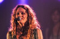 "Love Song", premier extrait du nouvel album de Vanessa Paradis.