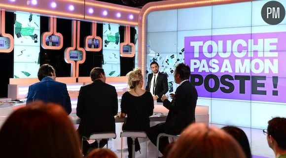 L'intermittente intervenue dans "Touche pas à mon poste" a été convoquée par la direction de D8