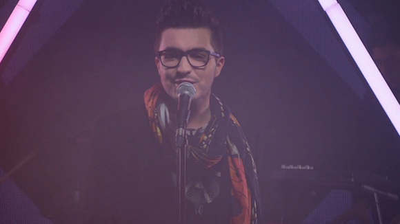 Clip : Olympe, finaliste de "The Voice", présente "C'est facile"