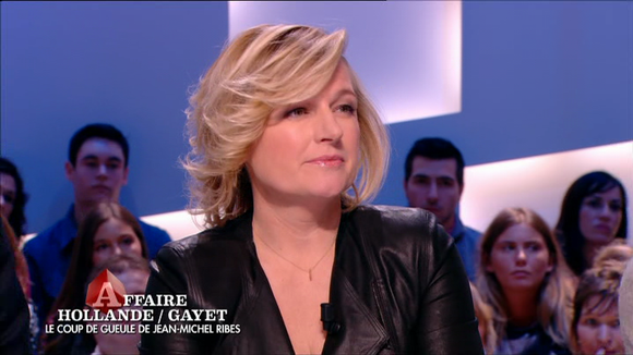 Anne-Elisabeth Lemoine dans "Le Grand Journal" de Canal+