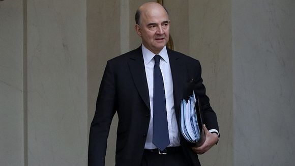 "Valeurs actuelles" s'excuse, Pierre Moscovici retire sa plainte