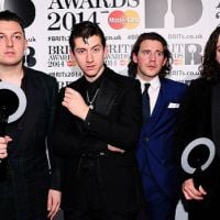 Chantage : YouTube va-t-il supprimer les clips d'Adele et des Arctic Monkeys ?