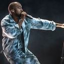 Kanye West critique un fan handicapé qui ne se lève pas pendant son concert