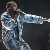 Kanye West critique un fan handicapé qui ne se lève pas pendant son concert