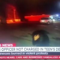 Emeutes à Ferguson : Une journaliste heurtée par un caillou en direct