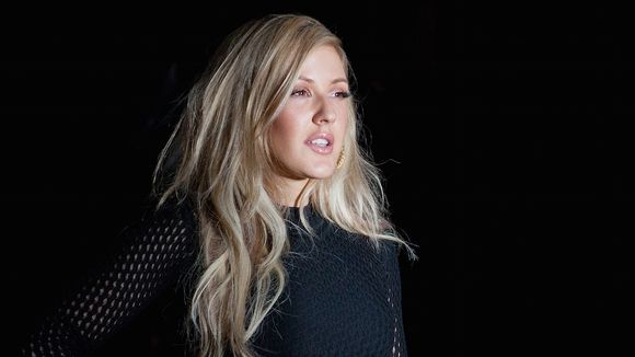 Charts UK : Ellie Goulding résiste, Sam Smith boosté par les Grammy, "Cinquante nuances" cartonne