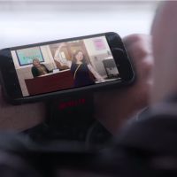 Pub : Le clin d'oeil de Netflix à l'Apple Watch