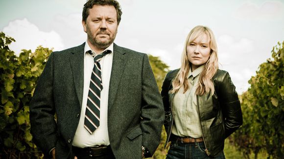 Audiences : "Camping Paradis" leader, "Brokenwood" démarre bien sur France 3, le "Grand Pâtissier" stable