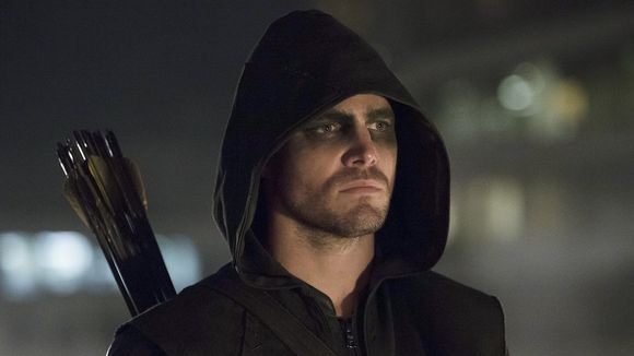 Audiences : "Arrow" leader en baisse devant "Nina", "Qui est la taupe ?" faiblit, France 4 en forme