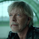 Clip : Renaud est "Toujours debout"