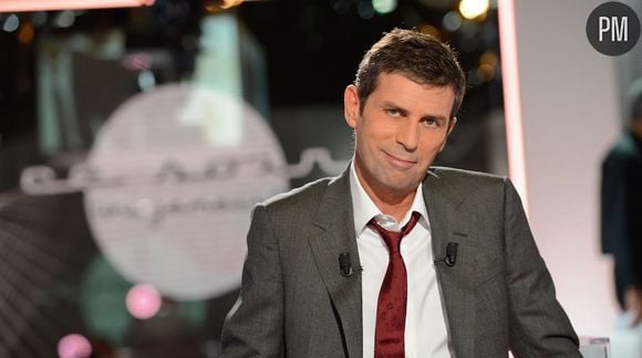 Frédéric Taddeï présente "Ce soir (ou jamais !)" depuis 2006