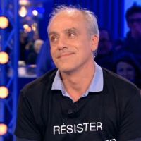 Philippe Poutou gêné dans "ONPC" : "Ils me prennent pour un rigolo ?"