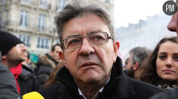 Jean-Luc Mélenchon menace de ne pas se rendre à "Des paroles et des actes"