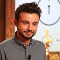 Tom Villa rempile dans "Salut les Terriens !" sur C8