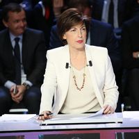 Ruth Elkrief "solidaire devant le traitement infligé" à David Pujadas