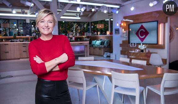 Anne-Elisabeth Lemoine présente "C à vous" du lundi au vendredi sur France 5