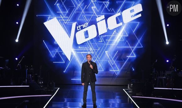 Nikos Aliagas sur le plateau de la saison 7 de "The Voice"