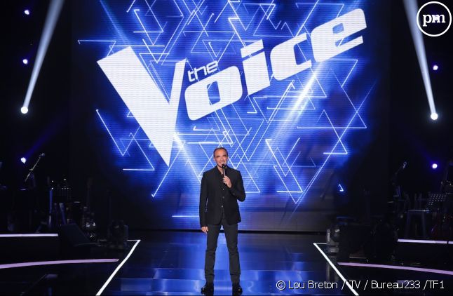 Nikos Aliagas sur le plateau de la saison 7 de "The Voice"