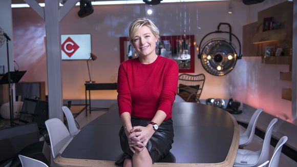Invités : "C à vous" reçoit Michèle Bernier et Thierry Beccaro ce soir