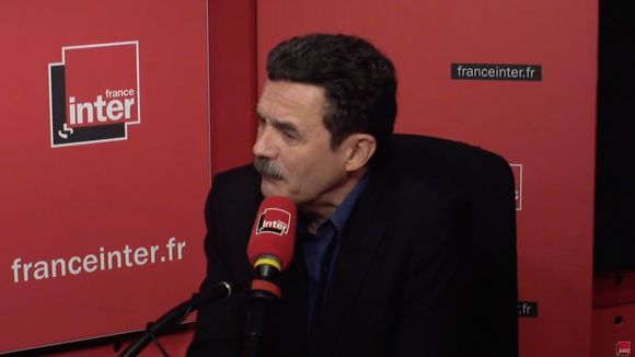 Edwy Plenel s'attaque à Jean-Pierre Elkabbach : "Ce diplodocus est là pour servir les puissants"