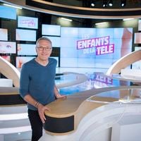 Audiences dimanche : L'info de TF1 se ressaisit, "19h, le dimanche" faiblard, "Les enfants de la télé" au plus bas