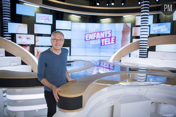 Laurent Ruquier présente "Les enfants de la télé" tous les dimanches sur France 2