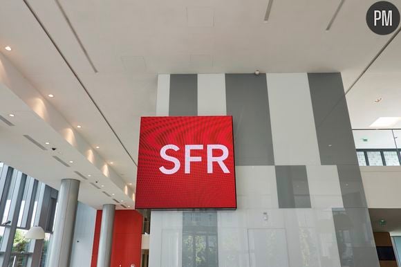 SFR veut faire payer les services associés de ses chaînes gratuites.